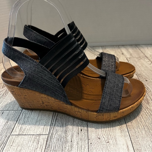 Skechers Women's Beverlee High Tea Blue Metallic Wedge Sandal Size 6M 38527 - Picture 1 of 9